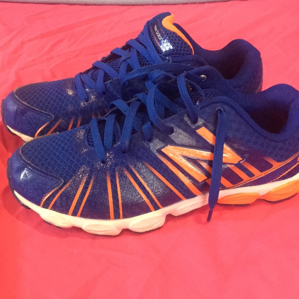 Men’s new balance shoes